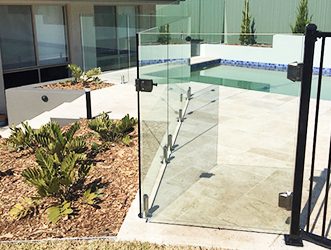 Frameless Glass Pool Fencing Sydney